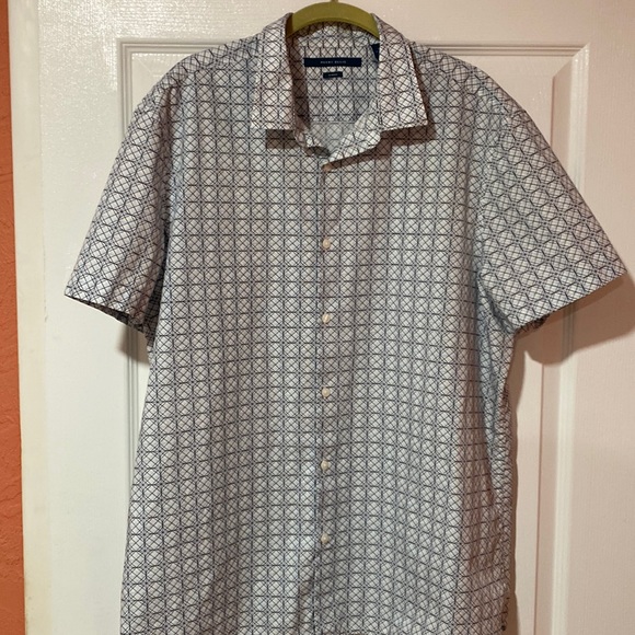 Perry Ellis Other - Perry Ellis XXL button down front short sleeved shirt
